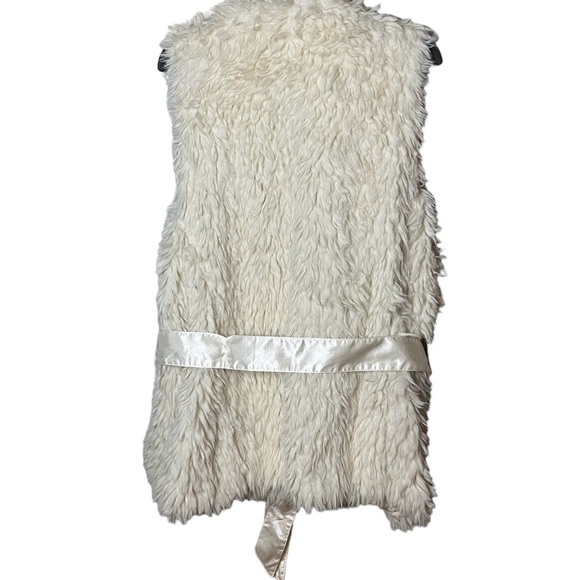 Maurice’s Women’s Faux Fur Open Front Plus Size Vest with Belt - Picture 2 of 6